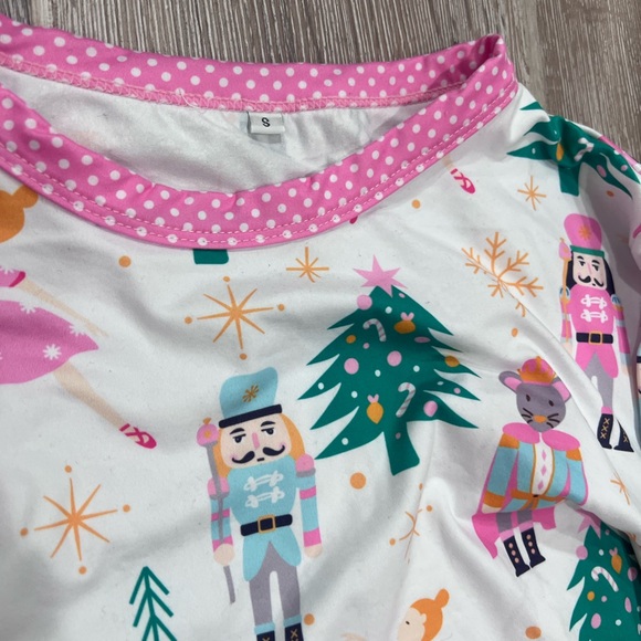Nutcracker pajamas - Picture 4 of 5